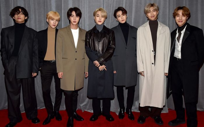Kpop tại GRAMMY 2025: BTS và Lisa 'trắng tay', hai nhóm nhạc đàn em có tin vui