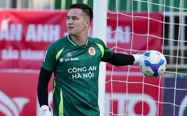 Thủ môn Nguyễn Filip làm dậy sóng khi thua HAGL