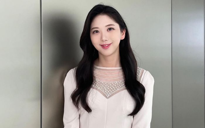 Nữ MC thời tiết nổi tiếng đột ngột qua đời ở tuổi 28