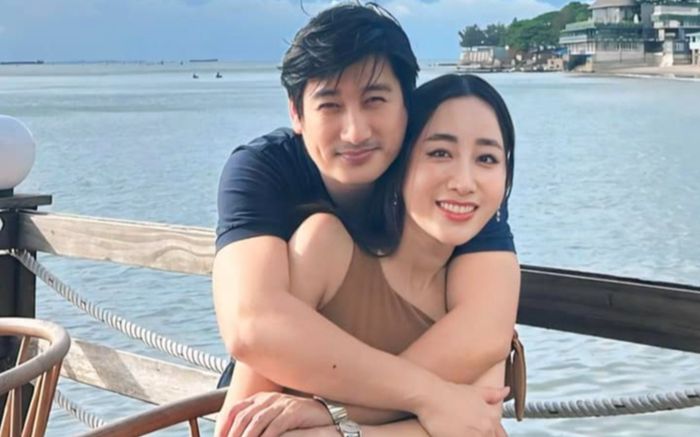 Bạn gái diễn viên Ngọc Quỳnh khoe ảnh được ôm tình tứ