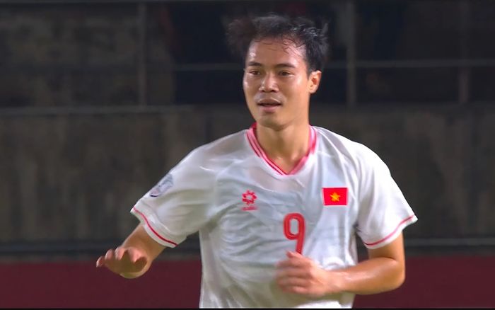 Bước ngoặt quan trọng của Văn Toàn