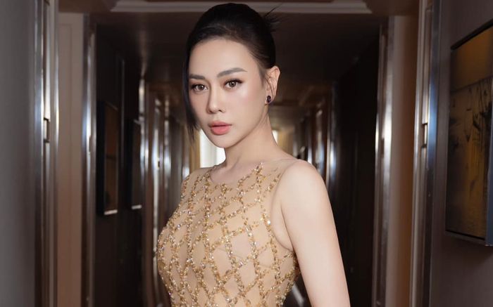 Phương Oanh khoe visual nóng bỏng mắt ngày đầu xuất hiện tại Bước Nhảy Hoàn Vũ, một chi tiết gây chú ý