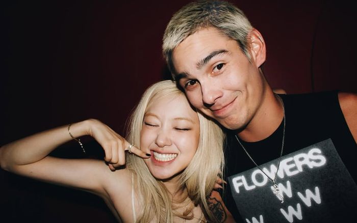 Rosé thân thiết cạnh 'tình tin đồn', dân mạng: 'Bruno Mars đã thấy và đánh giá'