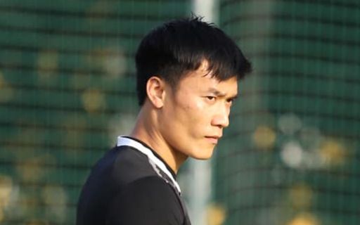 Thủ môn Bùi Tiến Dũng vừa lên Gia Lai đã gặp cảnh kém vui