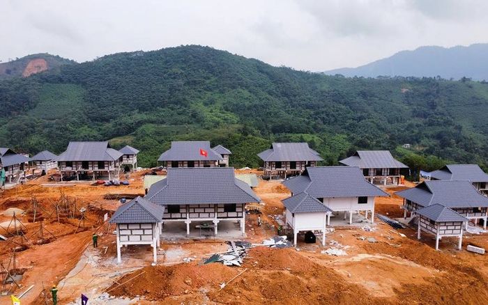 Hành động cao đẹp của 3 hộ dân ở Làng Nủ