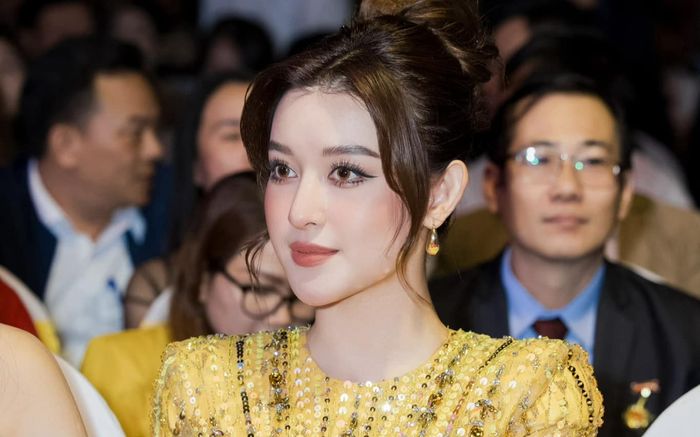 Á hậu Huyền My khoe cơ ngơi sang chảnh đậm chất 'phú bà' ở tuổi 30