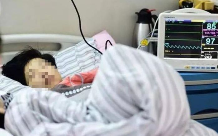 Người phụ nữ 'vỡ dạ dày' vì thói quen chỉ ăn 1 món trong bữa cơm