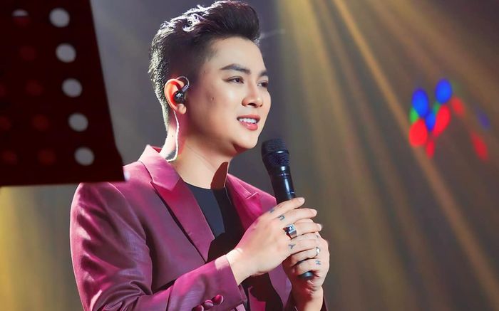 Hoài Lâm hủy show, lên tiếng chuyện tiền bạc