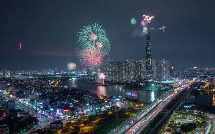 Countdown TPHCM kẹt cứng người: Đây là những cách giúp bạn vui chơi an toàn, thoát cảnh kẹt xe