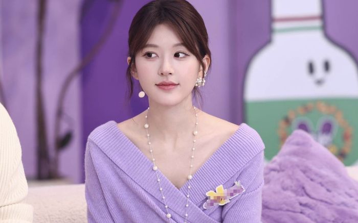 Triệu Lộ Tư lộ nhân cách thật khiến khán giả ngỡ ngàng