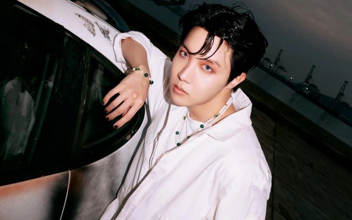 J-HOPE (BTS) bị fan phát hiện bí mật giấu kín bấy lâu
