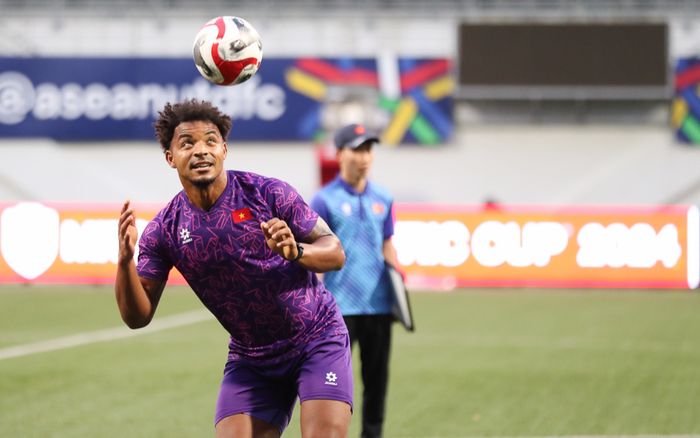 'Nguyễn Xuân Son gợi nhớ Công Phượng'