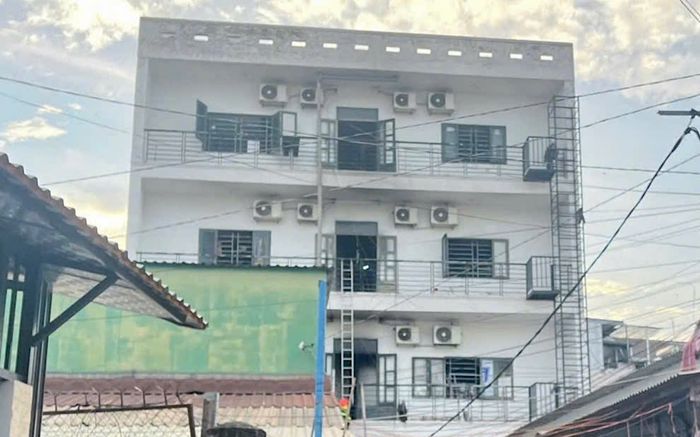 Cháy nhà trọ 5 tầng ở Thủ Đức, 2 người thiệt mạng