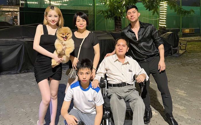 Lương Bằng Quang hiếm hoi khoe ảnh với bố ruột, thái độ của Ngân 98 gây chú ý