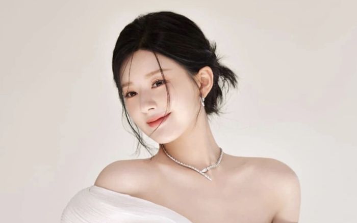 Triệu Lộ Tư rơi vào bi kịch: Điếc một bên tai, tinh thần kiệt quệ, không được gặp ông nội lần cuối