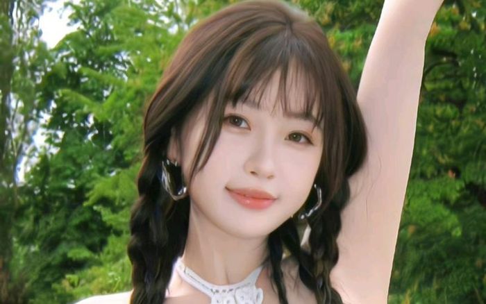 Ngu Thư Hân bị đoàn phim chèn ép, phải lên 'cầu cứu' fan