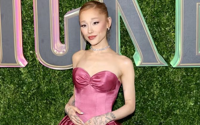 Cách Ariana Grande đối mặt với những lời bàn tán, miệt thị ngoại hình