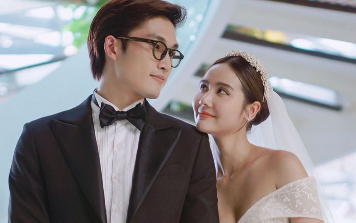 Huyền Lizzie có động thái ngầm tuyên bố về mối quan hệ với Đình Tú, có gì mà khiến dân tình ngỡ ngàng?