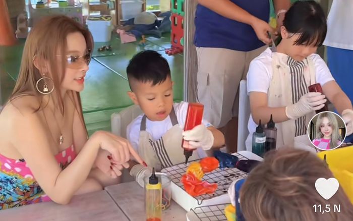 Huyền Baby 'ghi điểm' trong lần hiếm hoi khoe con trên mạng xã hội