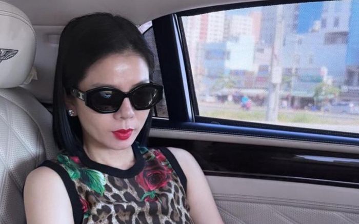 Lệ Quyên diện đồ 'sang chảnh' giữa ồn ào bị chê gu ăn mặc