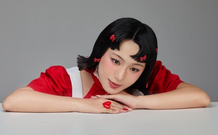 Nữ ca sĩ sinh năm 2000 bất ngờ đổi nghệ danh, còn làm ngay điều này sau khi debut
