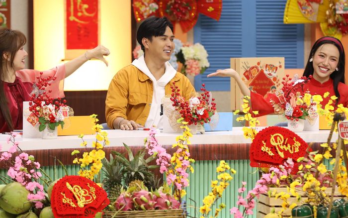 Hồ Quang Hiếu tiết lộ vợ 10X suốt ngày cho ăn mì gói