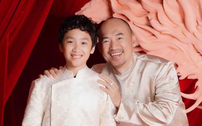 Con trai Thu Trang - Tiến Luật 10 tuổi đã cao gần bằng bố, sở hữu gương mặt chuẩn nam thần tương lai