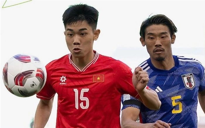 Bị kỷ luật nội bộ 3 trận, Đình Bắc có được HLV Troussier gọi lên tuyển?
