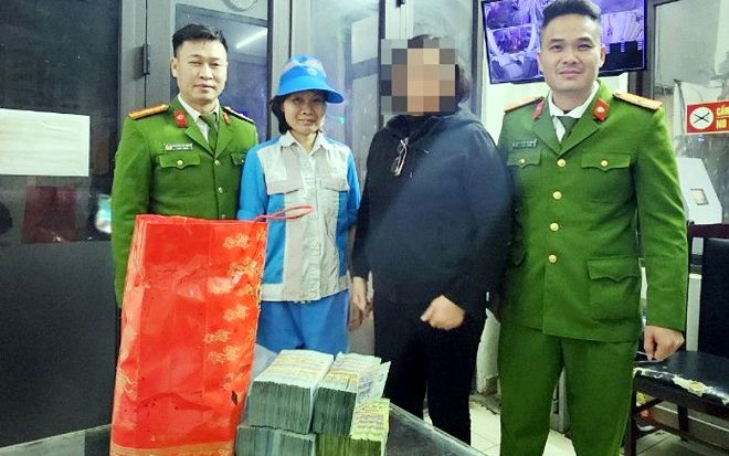 Người đàn ông 'vứt' 1,17 tỷ đồng vào thùng rác và cuộc tìm kiếm thần tốc ngay trong đêm