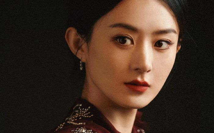 Triệu Lệ Dĩnh được truyền thông quốc tế ca tụng, dành luôn cho danh hiệu nữ thần chỉ qua một vai diễn