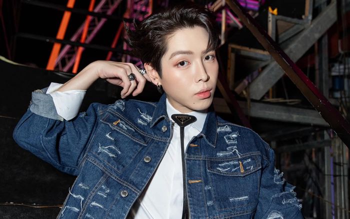 Đức Phúc kỷ niệm 'ngày đặc biệt' với MV trăm triệu view trong sự nghiệp