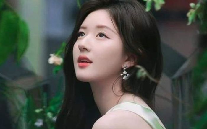 Triệu Lộ Tư và người tình lâu năm thông báo tin vui sau thời gian dài hẹn hò