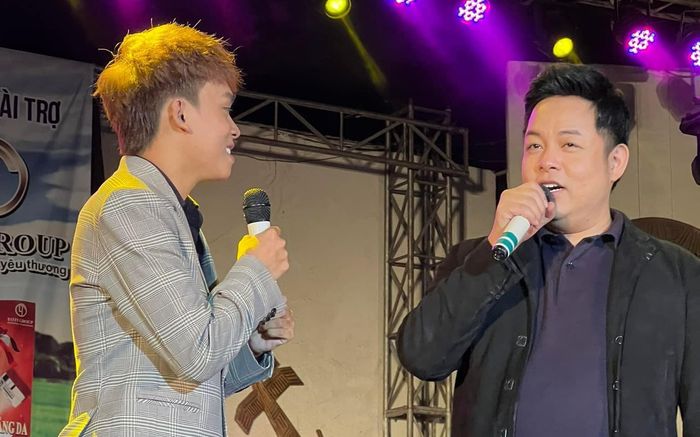 Hồ Văn Cường quên lời khi hát cùng Quang Lê, phản ứng khán giả ra sao?