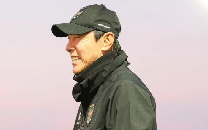 HLV Shin Tae Yong tự tin đánh bại HLV Troussier trên sân nhà và sân khách