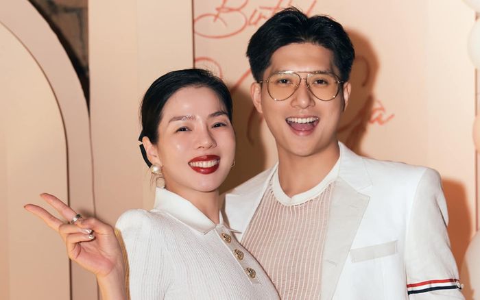 Bạn trai công khai đòi quà Lệ Quyên