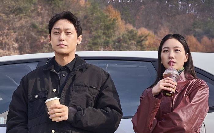 Phim Quật Mộ Trùng Ma của bạn trai Song Hye Kyo cháy vé tại Việt Nam, có gì hot mà được xem nhiều vậy?