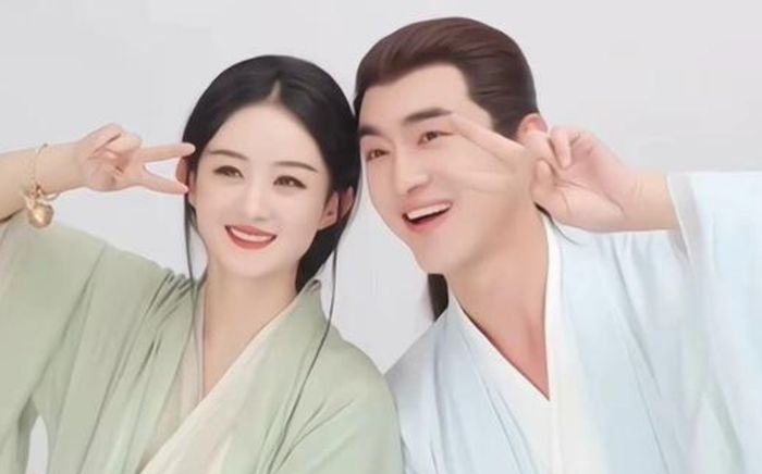 Triệu Lệ Dĩnh được Lâm Canh Tân khen ngợi, nhan sắc thế nào mà khiến mỹ nam không rời mắt?