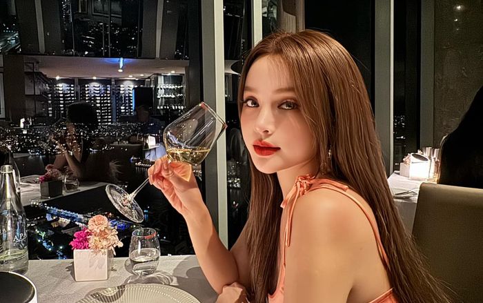 Huyền Baby: 'Anh ấy chăm tôi 11 năm qua như em bé'