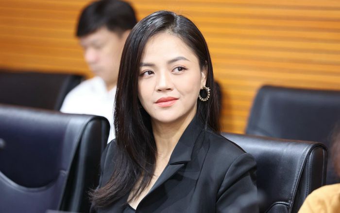 Thu Quỳnh tâm trạng bất ổn trước khi sinh lần hai