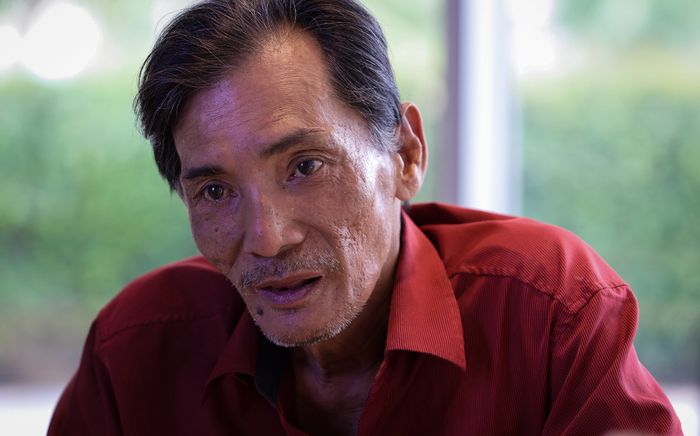 Thương Tín luôn yêu thương cô con gái nhỏ dù khó khăn bệnh tật