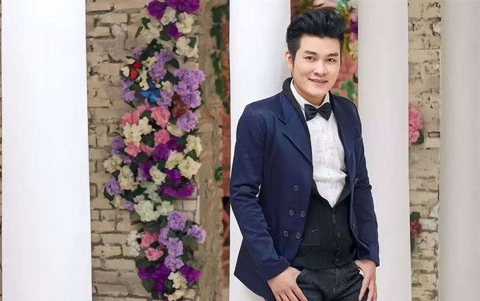 Người thân hoang mang trước tin ca sĩ Lý Hào Nam qua đời