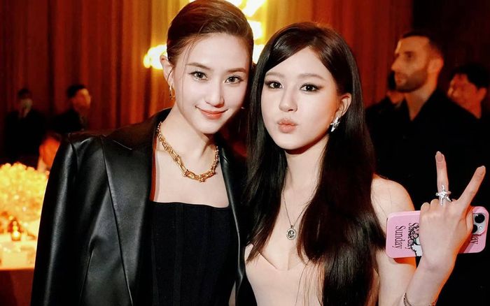 Triệu Lộ Tư lộ rõ thua kém khi chung khung hình với con gái vua sòng bạc