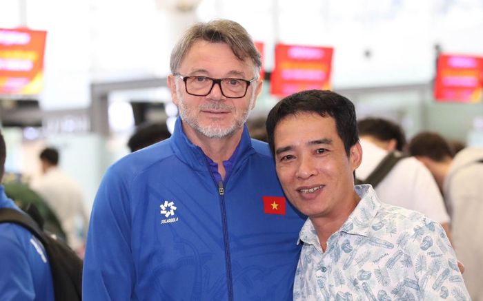 VFF và HLV Troussier chấm dứt hợp đồng!