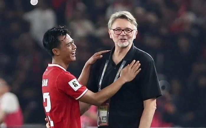 HLV Troussier đã 'thắng', chỉ có bóng đá Việt Nam thua