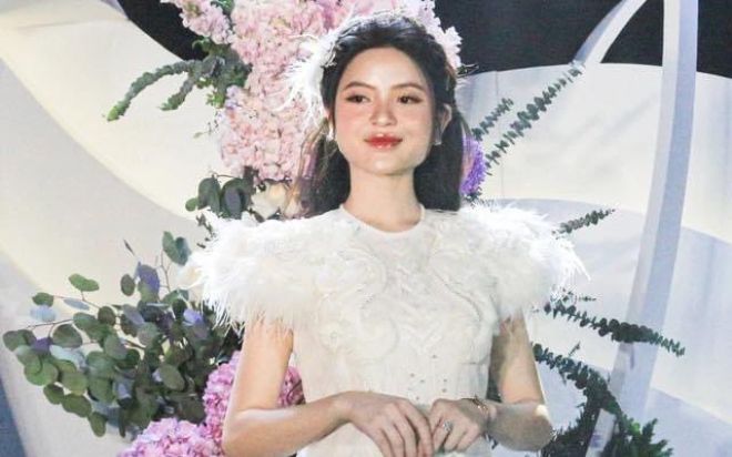 Lý do chú rể Quang Hải không xuất hiện trong tiệc cưới Chu Thanh Huyền ngày hôm nay?