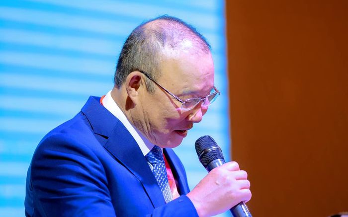 HLV Park Hang Seo trả lời bất ngờ về việc dẫn dắt tuyển Việt Nam