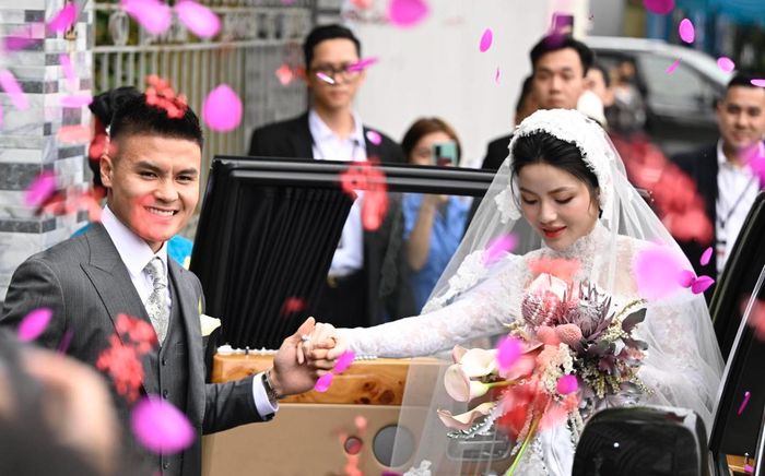 Hàng xóm nhà Quang Hải nhận xét thế nào về Chu Thanh Huyền?