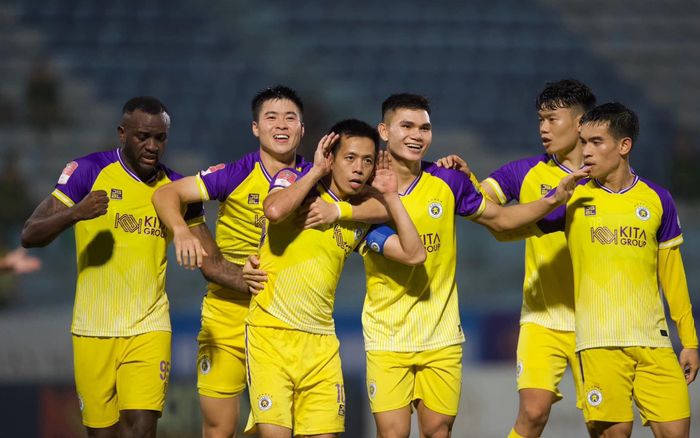 Hà Nội FC thua Nam Định tại sân Hàng Đẫy: Tạm biệt giấc mơ vô địch