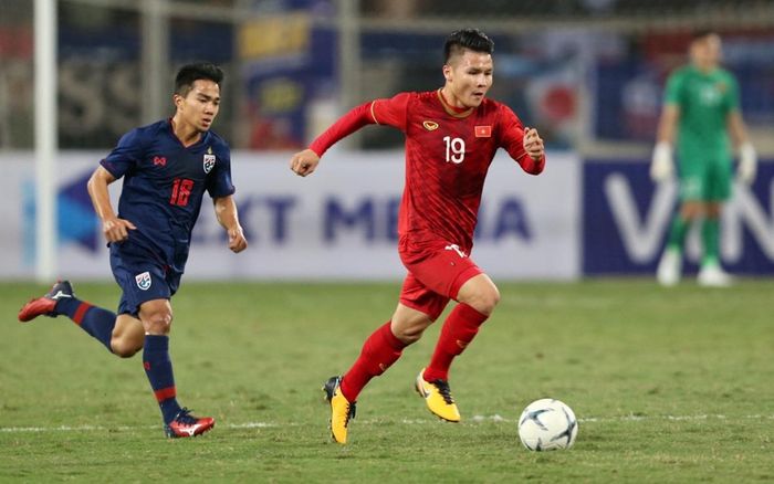 Kiatisuk 'nâng cấp' Quang Hải: HLV Troussier vui mừng