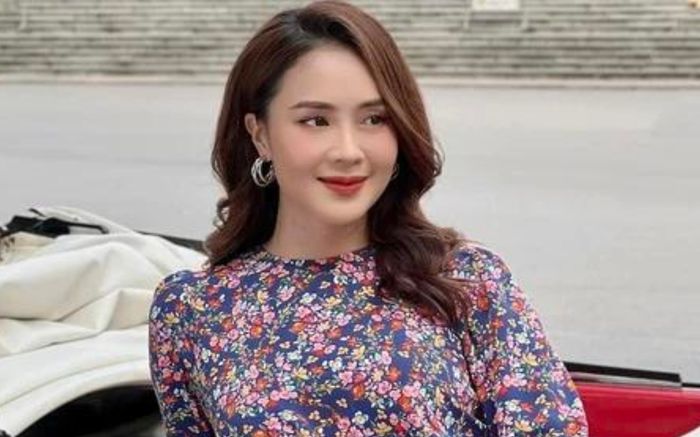 'Chồng' Hồng Diễm khoe ảnh thân thiết bên một mỹ nhân, hóa ra là người quen của đài VTV